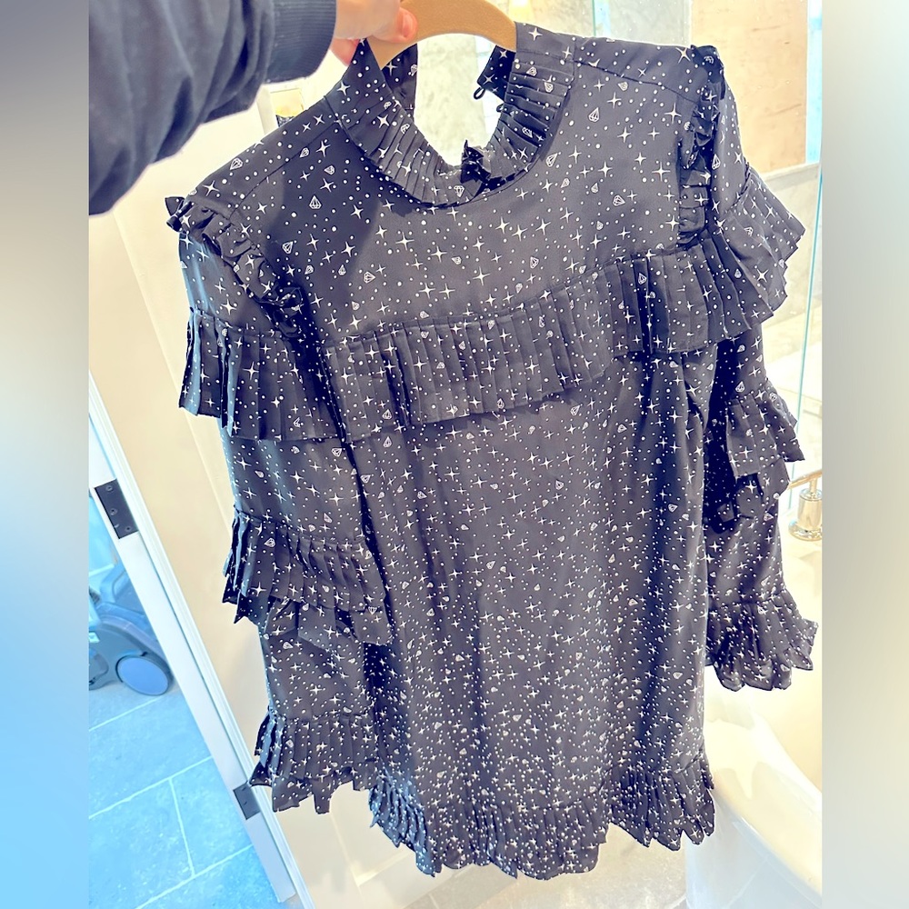 Frame dress. Black with stars.